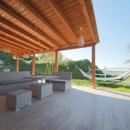 Margherite E Marzapane 3* Fonte Nuova